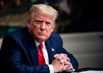 Analysis: Trump’s desperate attempt to save his imploding presidency