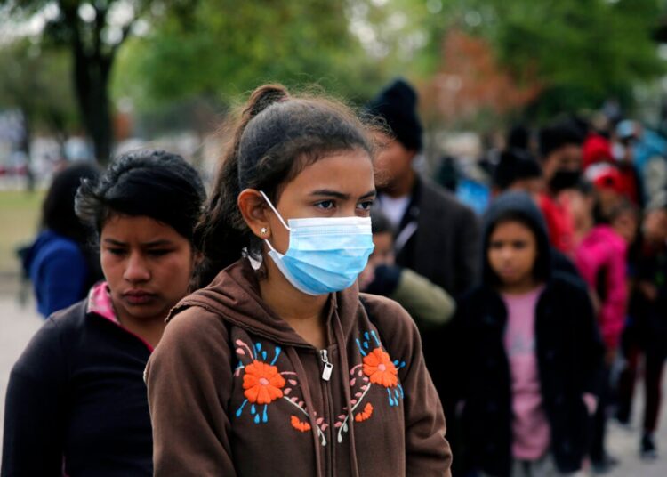 Biden admin asks for government volunteers at the border amid crisis