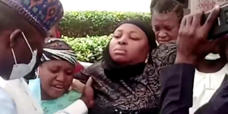 Drama As Abba Kyari’s Wife Joins Daniel Pondei, Olisa Metuh, Dino Melaye In Nigerian Court Collapsing Stunt
