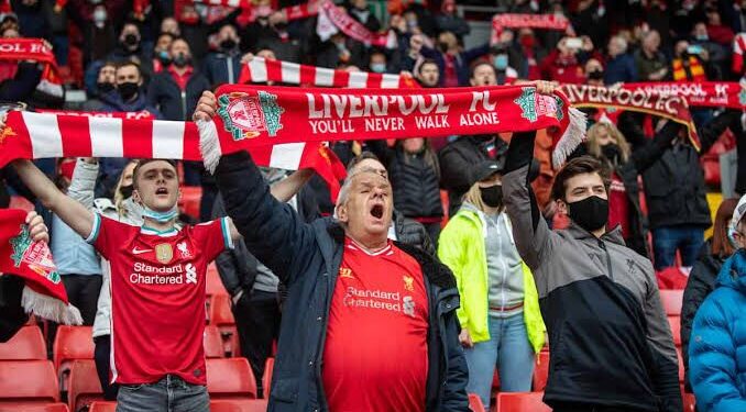 Liverpool Tear Through Manchester United To Reclaim Top Spot – Pay Tribute To Ronaldo’s Late Son