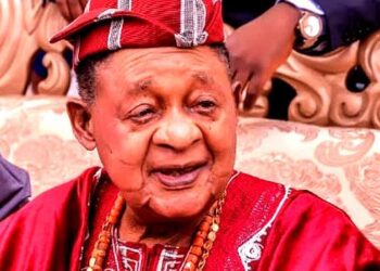 UPDATE: Obasanjo, Atiku, Gov. Makinde, Others Mourn As Late Alaafin of Oyo, Oba Lamidi Adeyemi III Is Buried