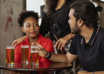 4 Terribly Risks You Take Whenever You Leave Your Drink Unguarded!