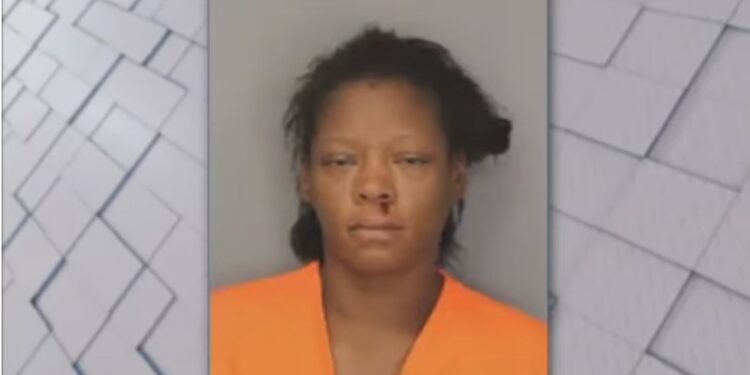 A Memphis Woman, Daytona Smith Bites Officer During Arrest, Blood Test Results Come Back With Terrible News