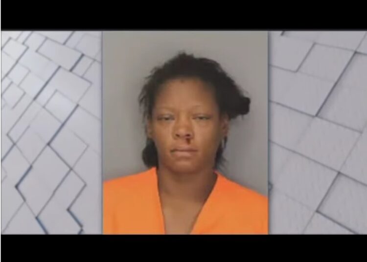 A Memphis Woman, Daytona Smith Bites Officer During Arrest, Blood Test Results Come Back With Terrible News