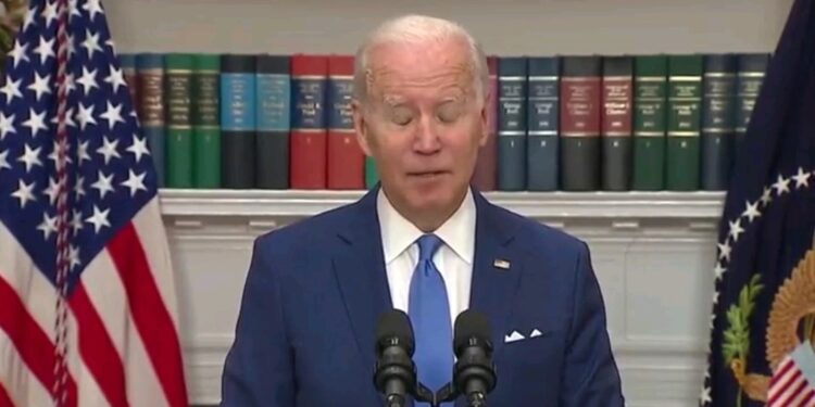 President Joe Biden Struggles To Speak For 30 Seconds, Accidentally Says US Will ‘Accommodate’ Russian Oligarchs