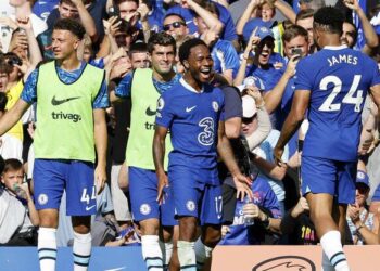 #EPLROUNDUP: Liverpool Flays Bournemouth, City Survive Scare, As Man United And Chelsea Hold On For Tight Wins